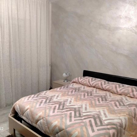 Ferienwohnung Perla Di Mare Montesilvano Marina Exterior foto