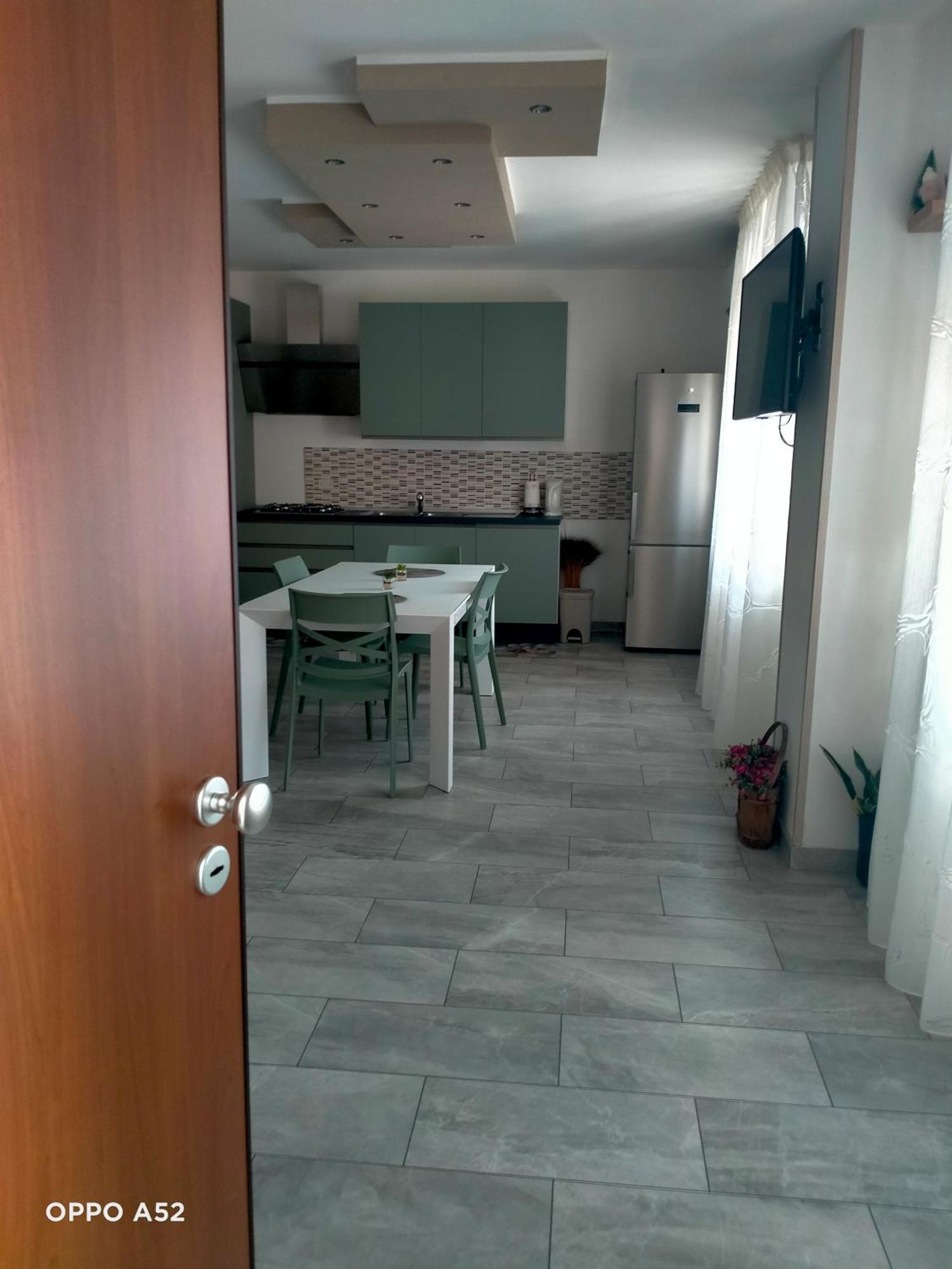 Ferienwohnung Perla Di Mare Montesilvano Marina Exterior foto